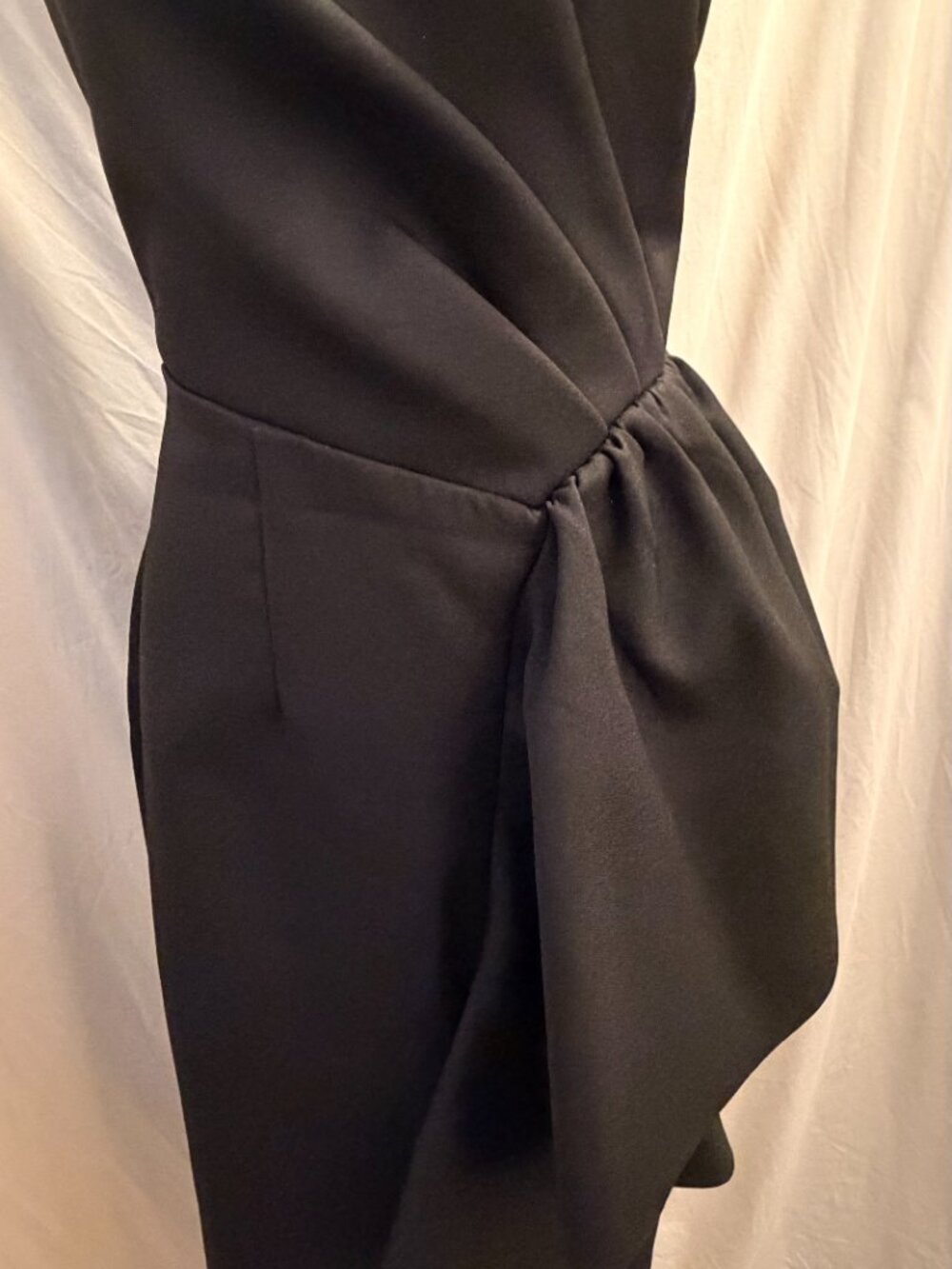 Elliatt Black Strapless Draped Midi Dress Size M - Picture 3 of 4